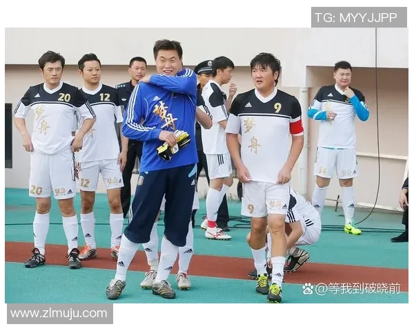 足球缠绕术揭秘如何在比赛中巧妙运用技巧提升球员表现与团队协作能力